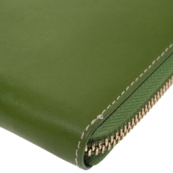 Pre Owned Kate Spade Green Leather Small Zip Around Wallet
