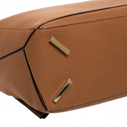 مملوكة مسبقًا حقيبة كتف لويفي بازل جلد بني فاتح متوسطة