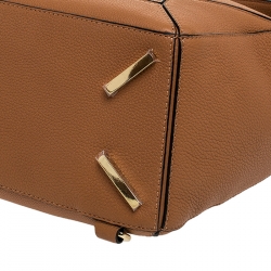 مملوكة مسبقًا حقيبة كتف لويفي بازل جلد بني فاتح متوسطة