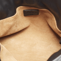 مملوكة مسبقًا حقيبة كلتش لويفي فلامينكو جلد أخضر زيتوني