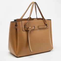 مملوكة مسبقًا Loewe Beige Leather Lazo Tote