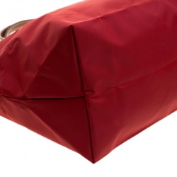 Pre Owned Longchamp Red Nylon Medium Le Pliage Tote