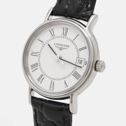 Pre Owned Longines White Stainless Steel Leather Presence L4.220.4.11.2 Women's Wristwatch 23.5 mm
