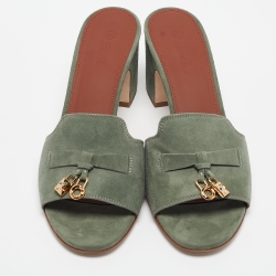 Pre Owned Loro Piana Green Suede Summer Charms Slide Sandals Size 38.5