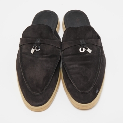 مملوكة مسبقًا Loro Piana Black Suede Summer Charms Walk Mules Size 42