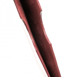 Pre Owned جراب آيباد لوي فيتون كارمين جلد أيبي