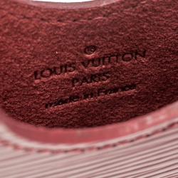 Pre Owned جراب آيباد لوي فيتون كارمين جلد أيبي