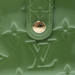 مملوكة مسبقًا Louis Vuitton Vert Tonic Monogram Vernis Port Feuille Vienoise French Purse Wallet