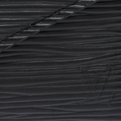 مملوكة مسبقًا Louis Vuitton Black Epi Leather Victorine Wallet