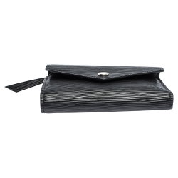 مملوكة مسبقًا Louis Vuitton Black Epi Leather Victorine Wallet