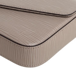 مملوكة مسبقًا Louis Vuitton Galet Epi Leather Pochette Felicie Bag