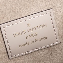 مملوكة مسبقًا Louis Vuitton Galet Epi Leather Pochette Felicie Bag