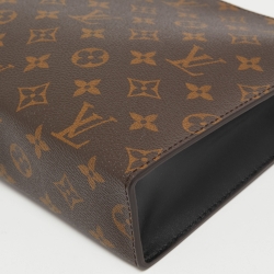 مملوكة مسبقًا Louis Vuitton Monogram Canvas Toiletry Pouch NM