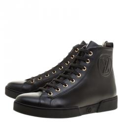 مملوكة مسبقًا Louis Vuitton Black Leather High Top Zip Sneakers Size 37.5