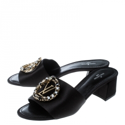 مملوكة مسبقًا Louis Vuitton Black Satin Madeleine Slide Mule Sandals Size 37.5