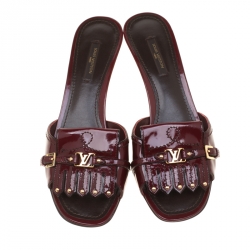 Pre Owned Louis Vuitton Burgundy Patent Leather Fringe Buckle Detail Slide Sandals Size 39