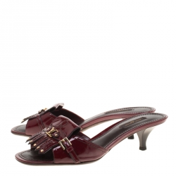 Pre Owned Louis Vuitton Burgundy Patent Leather Fringe Buckle Detail Slide Sandals Size 39