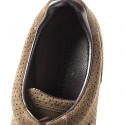 مملوكة مسبقًا Louis Vuitton Beige Perforated Suede Low Top Sneakers Size 36