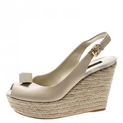 مملوكة مسبقًا صندل إسبادريل لوي فيتون غوسيب كيوب جلد بيج مزخرف كعب روكي مقدمة مفتوحة بحزام للكاحل مقاس 40