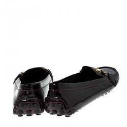 مملوكة مسبقًا Louis Vuitton Burgundy Patent Leather Oxford Logo Slip On Loafers Size 41