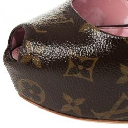 مملوكة مسبقًا Louis Vuitton Monogram Canvas Rosemary Peep Toe Platform Pumps Size 37.5