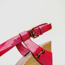Pre Owned Louis Vuitton Pink Patent Pomegranate Wedge Sandals Size 38