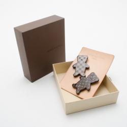 Pre Owned Louis Vuitton Limited Edition Nonours Teddy Bear Brooches