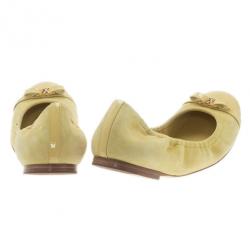 مملوكة مسبقًا Louis Vuitton Yellow Suede and Leather Elba Ballet Flats Size 37.5