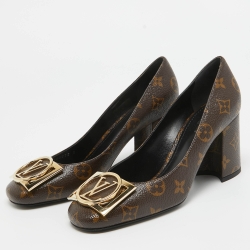 مملوكة مسبقًا Louis Vuitton Brown Canvas Madeleine Pumps Size 38.5