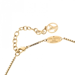 مملوكة مسبقًا قلادة لوي فيتون LV سبيدي لؤلؤ صناعي ذهبية اللون