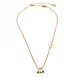Louis Vuitton Gold Tone Essential V Perle Necklace at 1stDibs  lv pearl  necklace, essential v necklace, lv white gold necklace