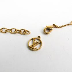 Pre Owned Louis Vuitton LV & Me Gold Tone R Pendant Necklace