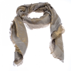 مملوكة مسبقًا Louis Vuitton Gold and Grey Monogram Shine Shawl