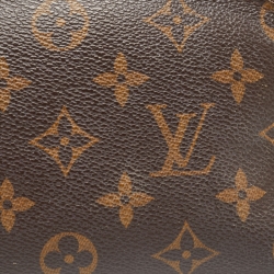 مملوكة مسبقًا Louis Vuitton Monogram Canvas Cosmetic Pouch