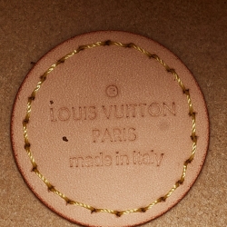 مملوكة مسبقًا Louis Vuitton Monogram Canvas 100ML Travel Case