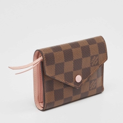 مملوكة مسبقًا Louis Vuitton Rose Ballerine Monogram Canvas Victorine Compact Wallet