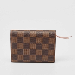 مملوكة مسبقًا Louis Vuitton Rose Ballerine Monogram Canvas Victorine Compact Wallet