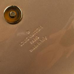 Pre Owned Louis Vuitton Beige Poudre Vernis Sobe Clutch