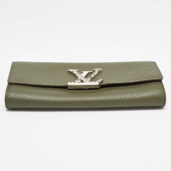 Pre Owned Louis Vuitton Green/Beige Taurillon Leather and Python Capucines Wallet