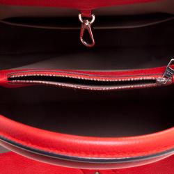 Pre Owned Louis Vuitton Red Taurillon Leather Capucines MM Bag