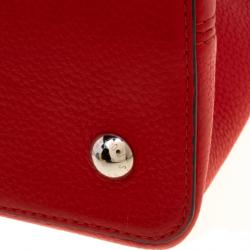 Pre Owned Louis Vuitton Red Taurillon Leather Capucines MM Bag