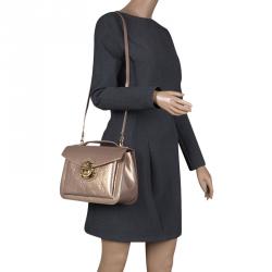 مملوكة مسبقًا Louis Vuitton Beige Poudre Monogram Vernis Romaine Bag