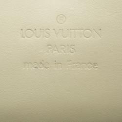 Pre Owned محفظة كونتينيتال لوي فيتون بورت تريزور جلد سوهيل أوف وايت