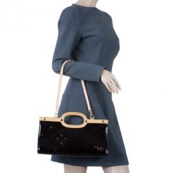 مملوكة مسبقًا Louis Vuitton Monogram Amarante Vernis Roxbury Drive