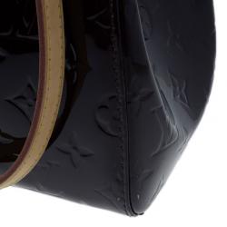 مملوكة مسبقًا Louis Vuitton Amarante Monogram Vernis Brea MM