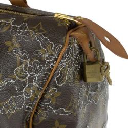 مملوكة مسبقًا Louis Vuitton Monogram Canvas Dentelle Speedy 30