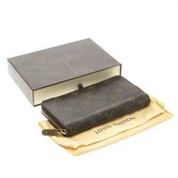 Louis Vuitton Monogram Canvas Zippy wallet
