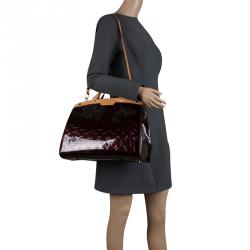 Pre Owned Louis Vuitton Amarante Monogram Vernis Brea GM Bag
