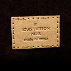 مملوكة مسبقًا Louis Vuitton Monogram Canvas Pochette Metis Bag