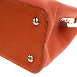 Pre Owned Louis Vuitton Corall Taurillon Leather Capucines MM Bag